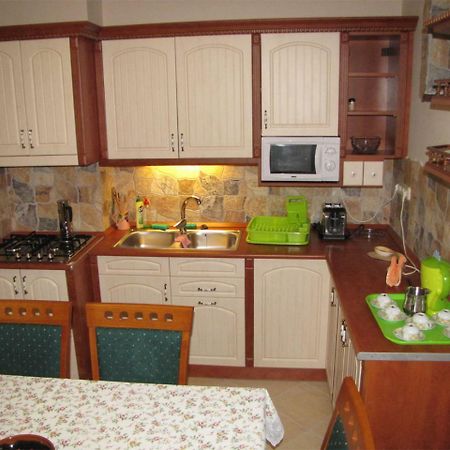 Szegfu Apartman Vila Hajdúszoboszló Exterior foto