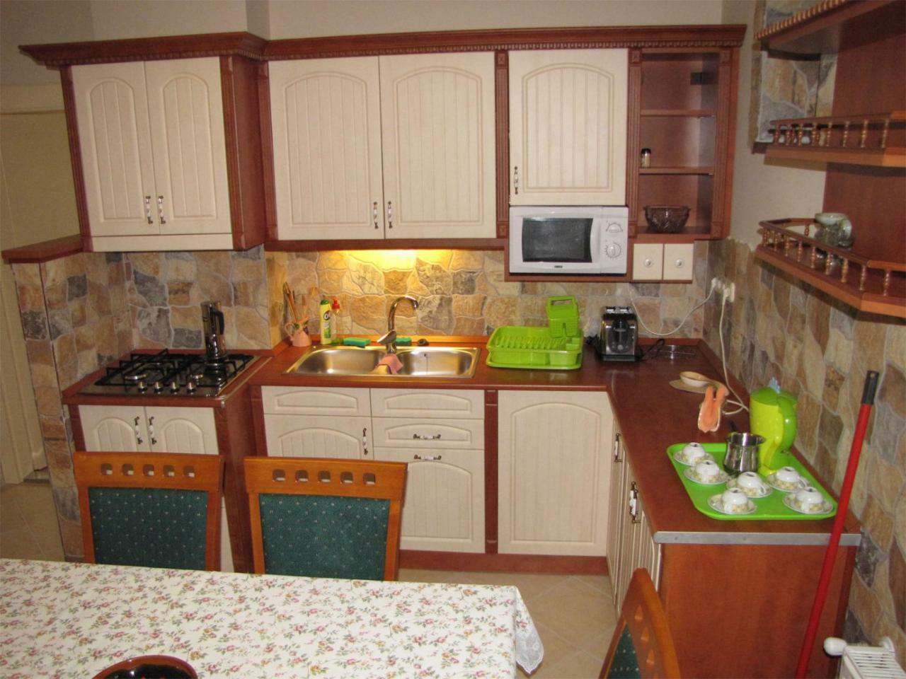 Szegfu Apartman Vila Hajdúszoboszló Exterior foto
