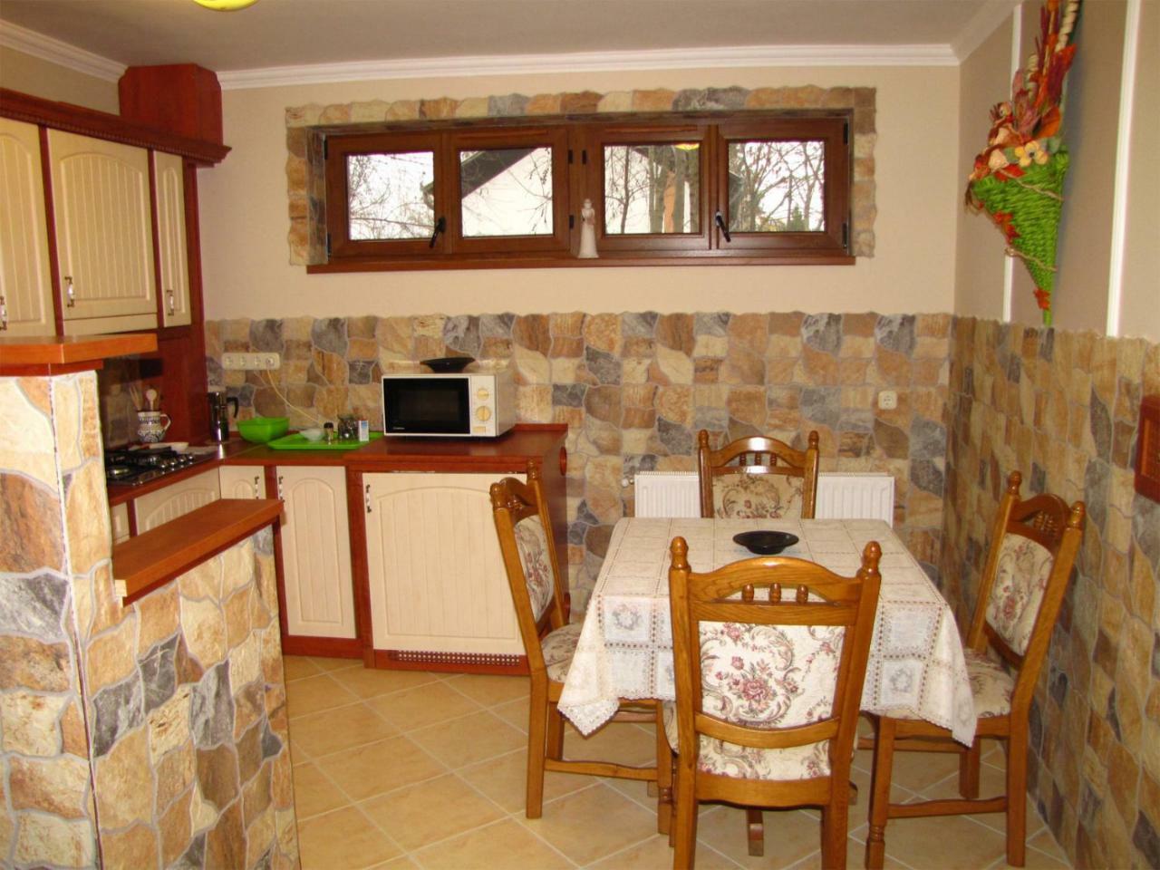 Szegfu Apartman Vila Hajdúszoboszló Exterior foto