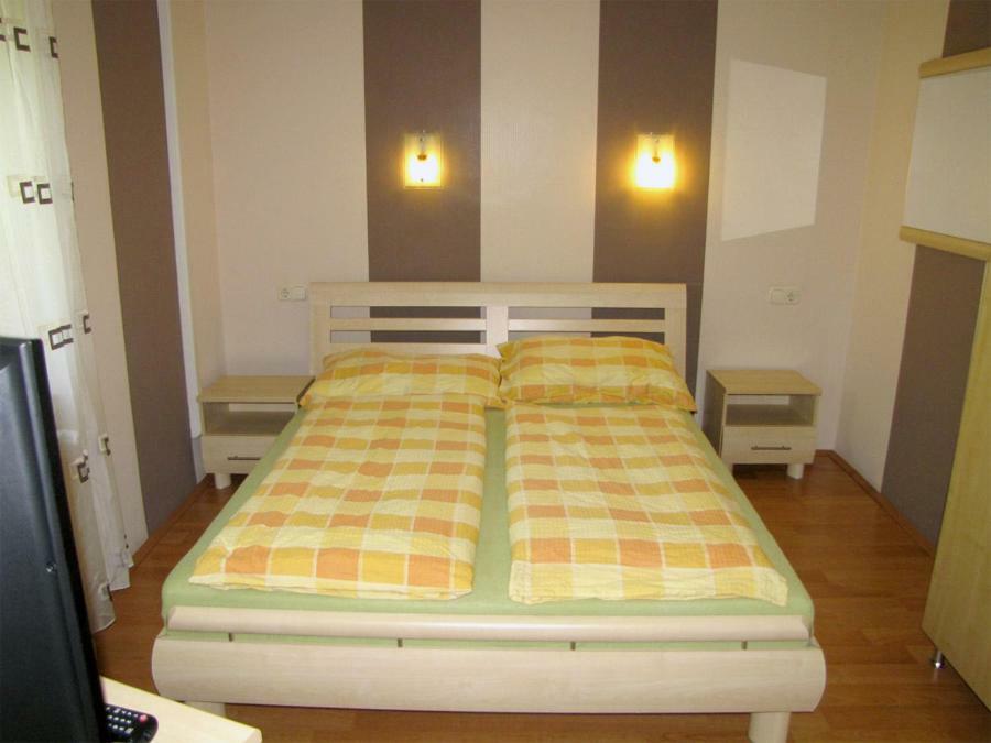 Szegfu Apartman Vila Hajdúszoboszló Exterior foto